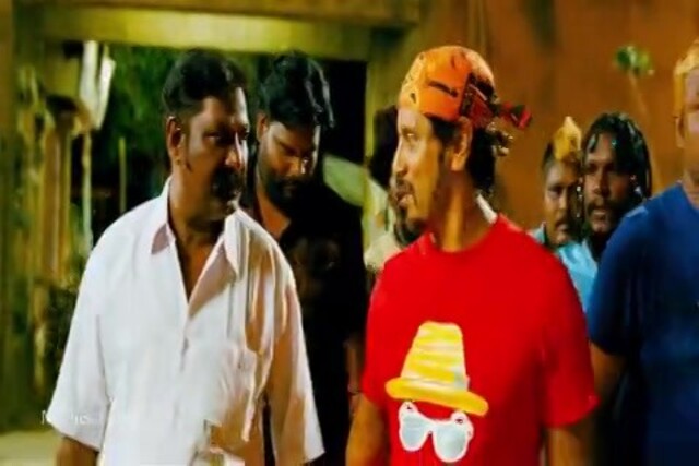 Rajapattai (2011) Sample (480x320).mp4