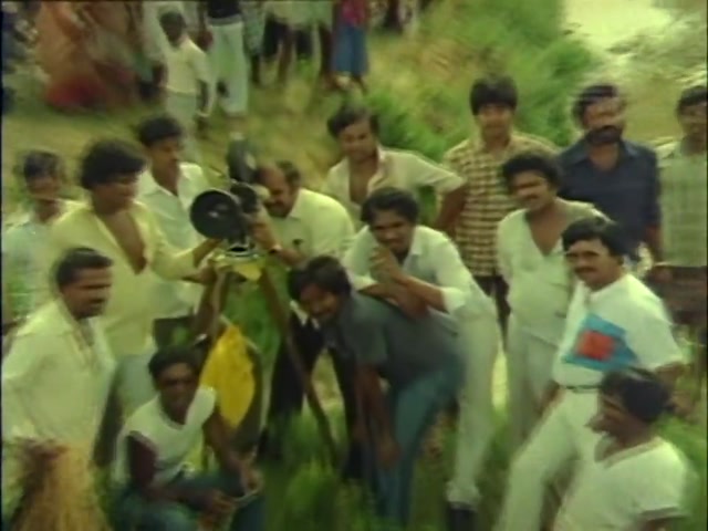Moviesda.Mobi - Muthal Mariyathai 1985 Original 720p HD.mp4
